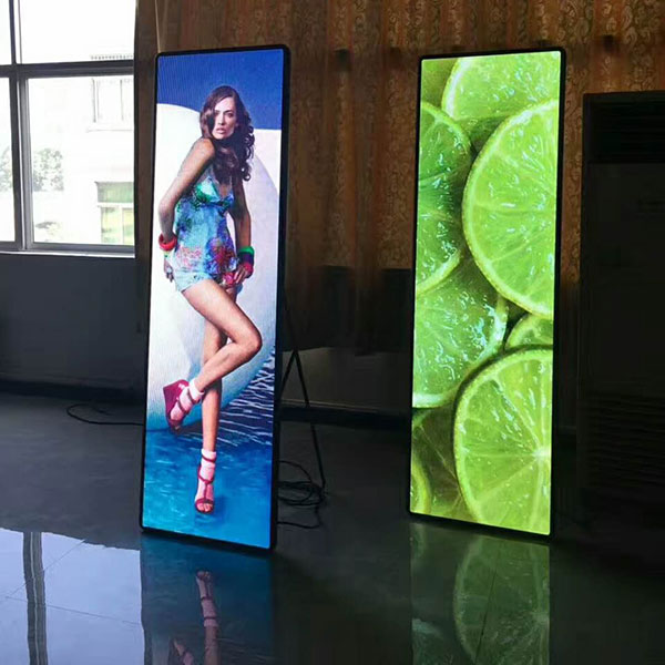 P2 Small Pitch HD Electronic Poster Mirror Easy Pull up LED Advertising Machine